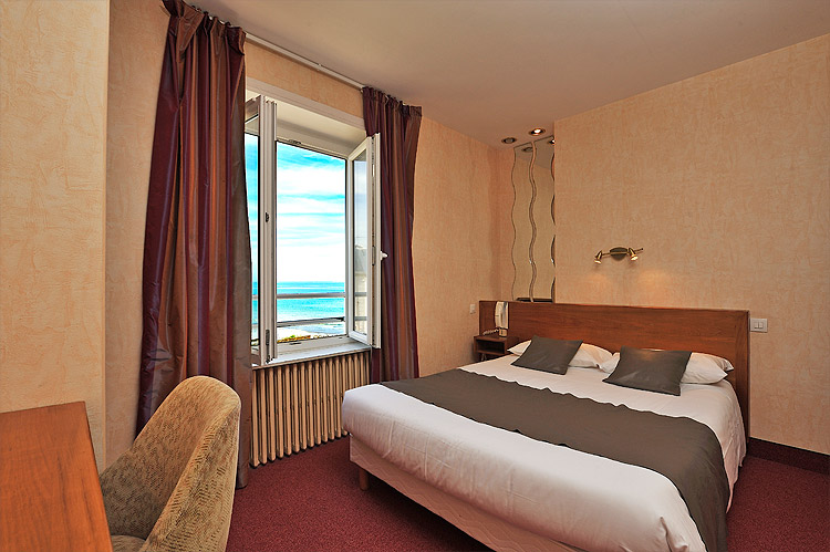 Rooms with sea view