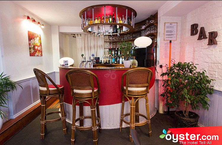 Our bar, the ‘Lounge Côte Kfé’
